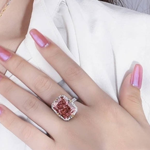 6.84 Sapphire Ring - Picture 5 of 13